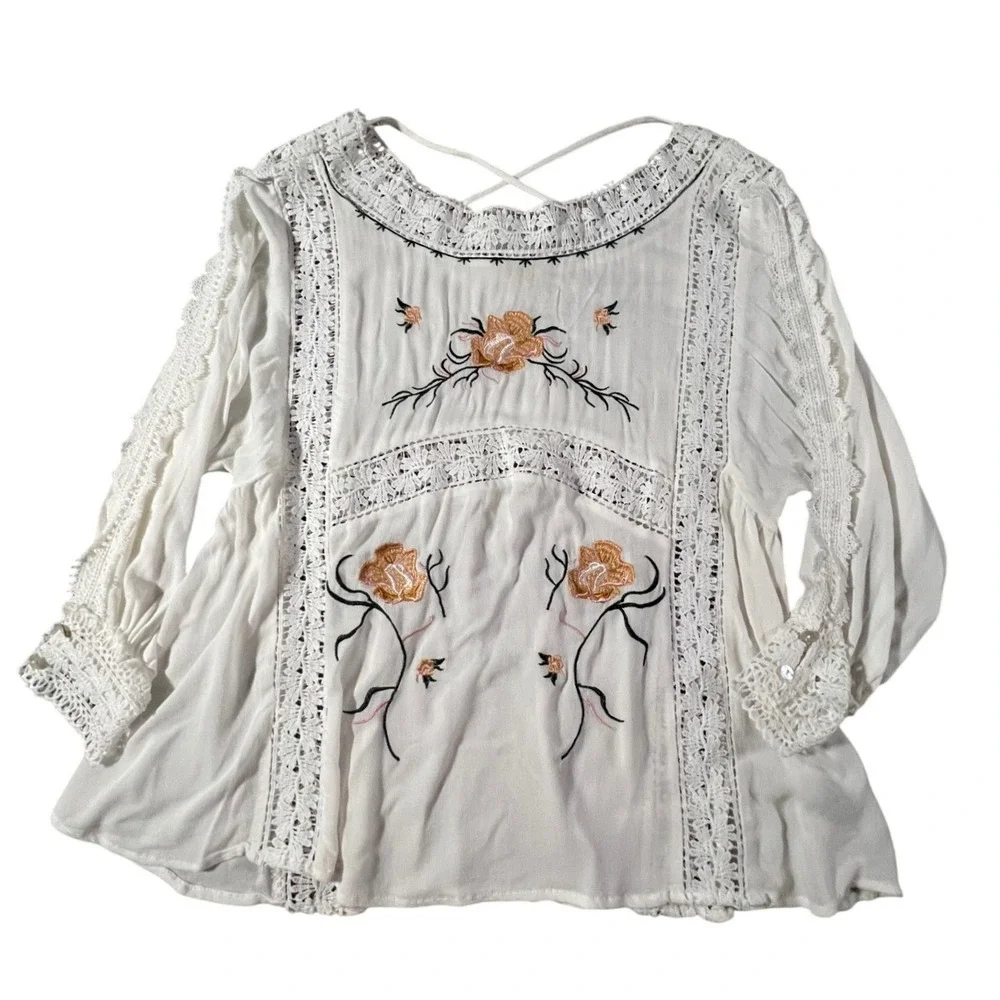 POL Embroidered Floral Lace Blouse Women S White WFT45 Boho Crochet Pintuck Top - Picture 2 of 9